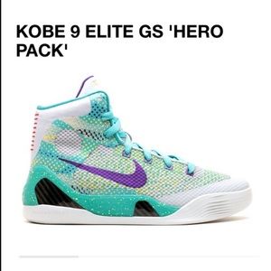 Nike Kobe Elite 9 GS Hero Pack kids size 4.5 gently used like new